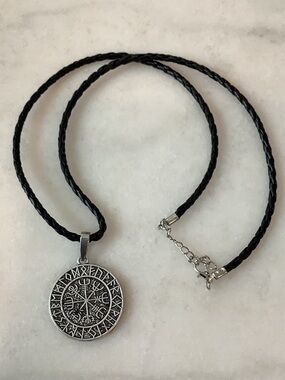 Men’s Black Braided Leather Necklace w/ Silver Tone Viking Compass Pendant, BN